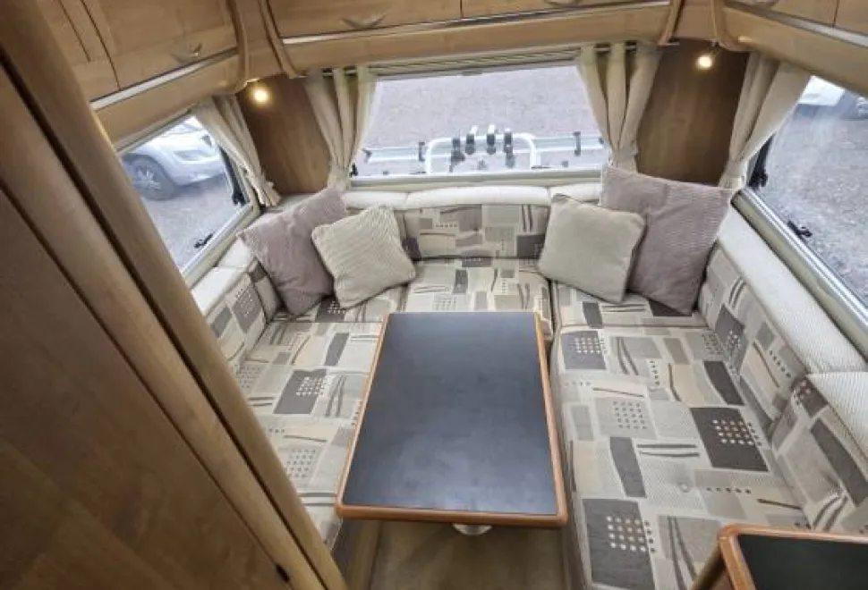 Auto-Trail Apache 725 SE 2009