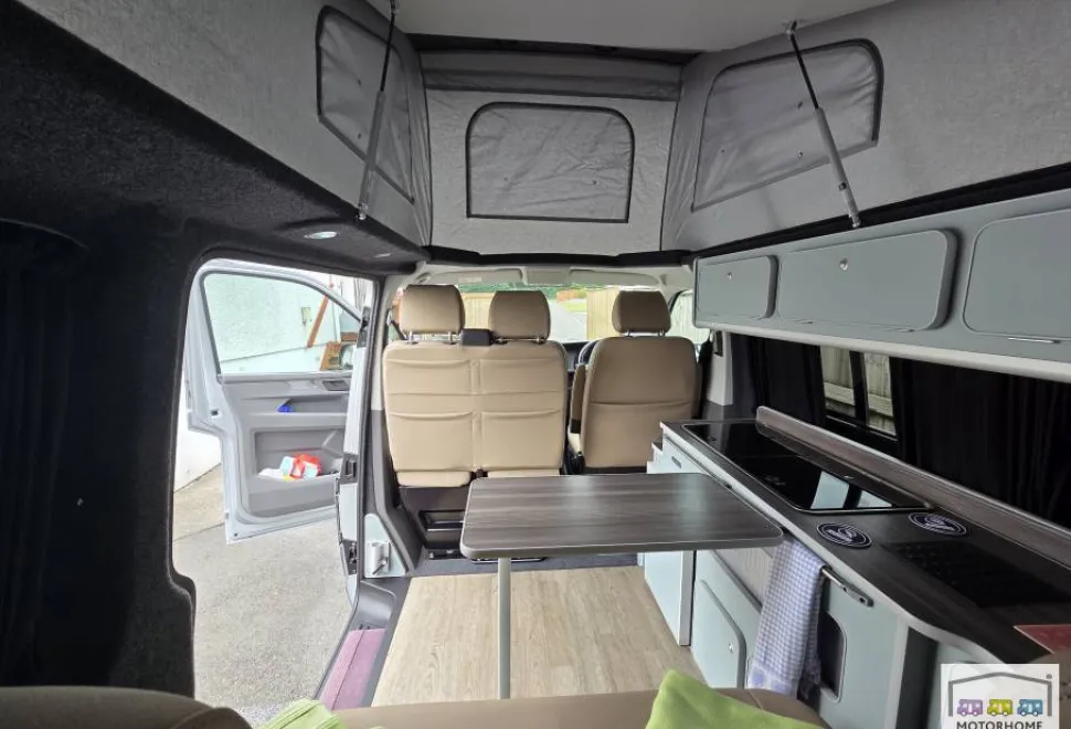 Volkswagen Campervan  2022