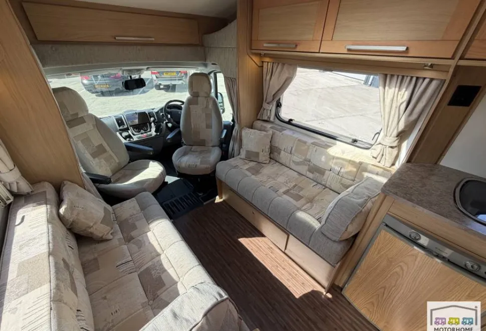 Elddis Majestic 155 2011
