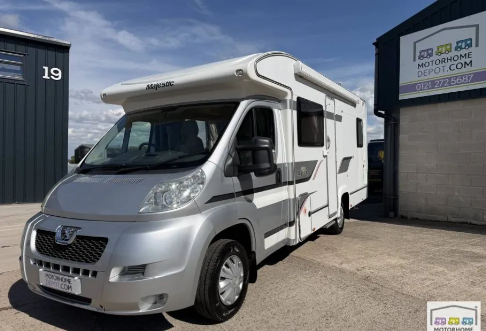Elddis Majestic 155 2011