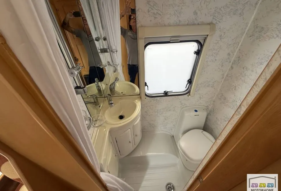 Elddis Autoquest  180 2008