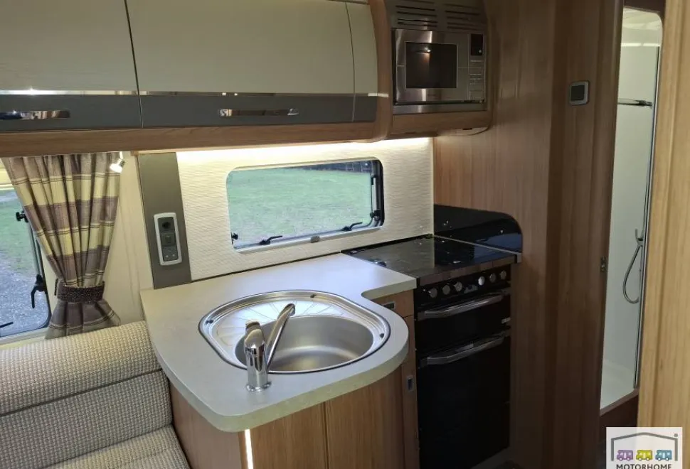 Auto-Trail Tracker RS 2017