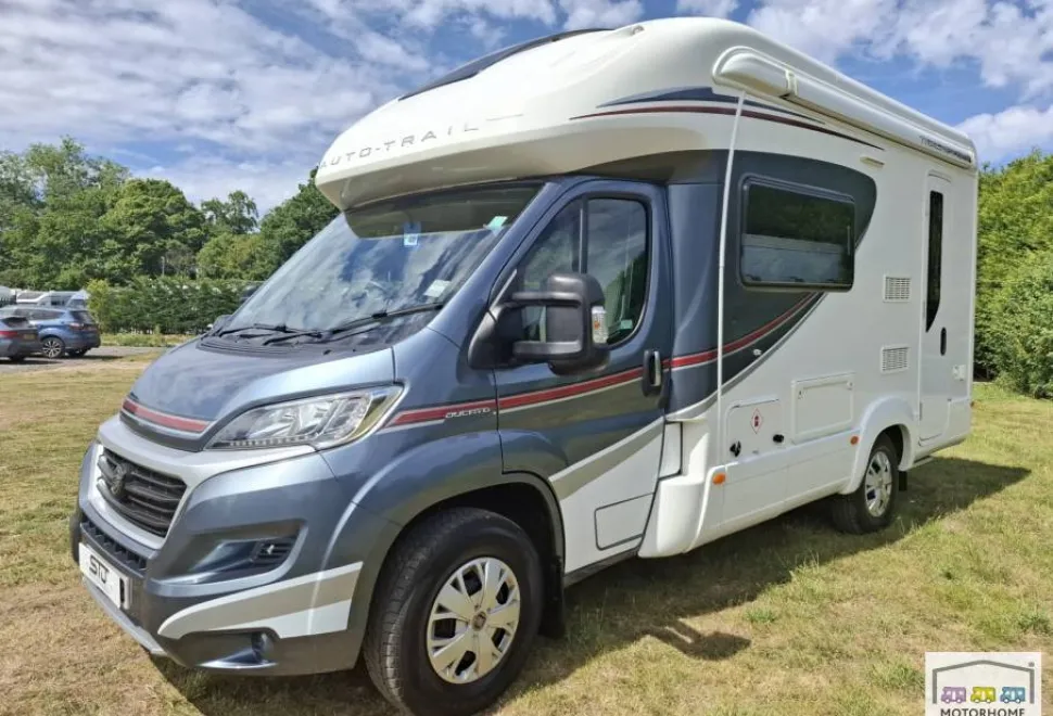 Auto-Trail Tracker Eks Lo-Line 2016
