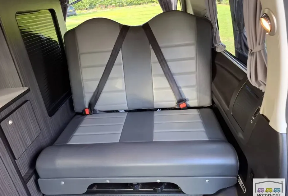 Nissan Elgrand Highway Star 2009