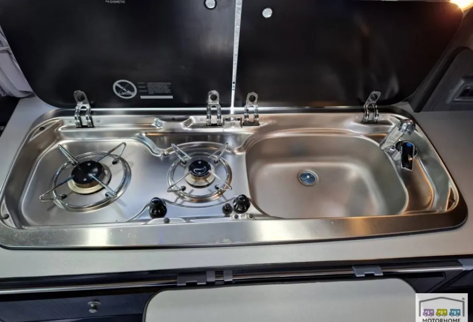 Nissan Elgrand Highway Star 2009