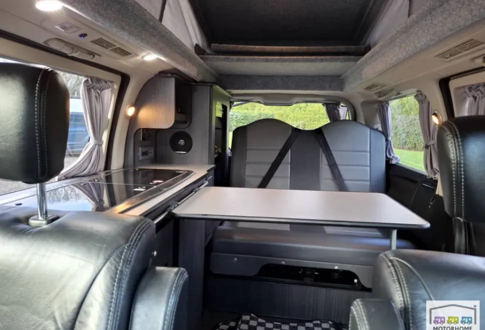 Nissan Elgrand Highway Star 2009