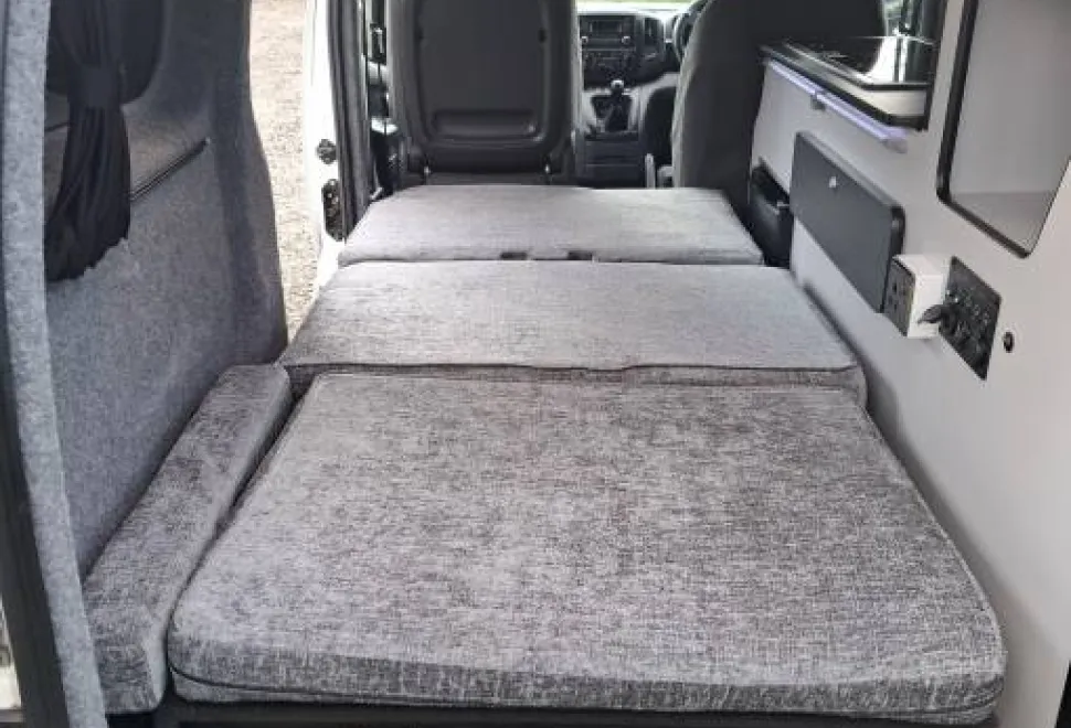 Nissan NV200  2013