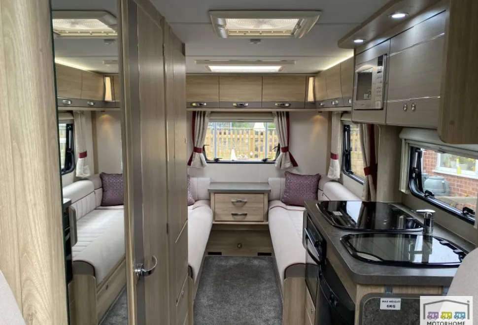 Elddis Prestige 120 2018