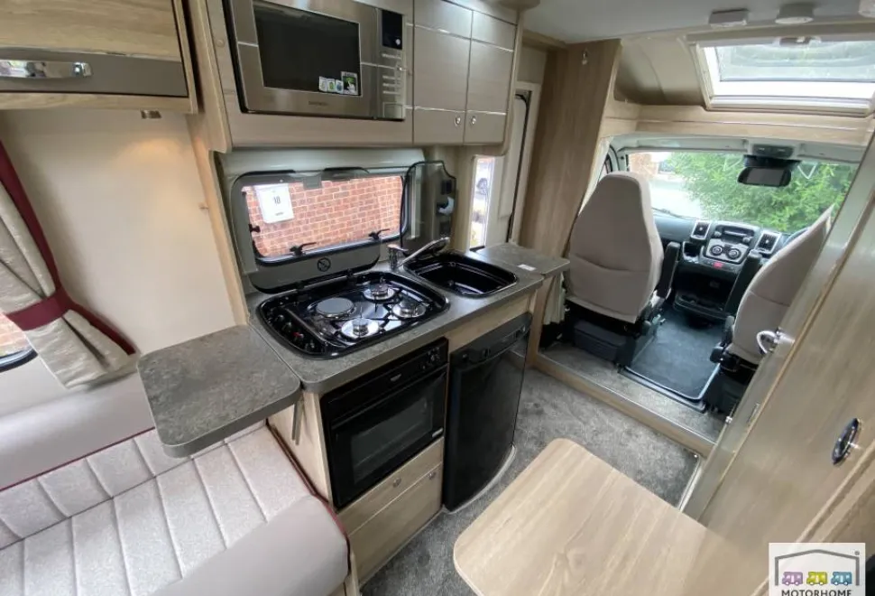 Elddis Prestige 120 2018