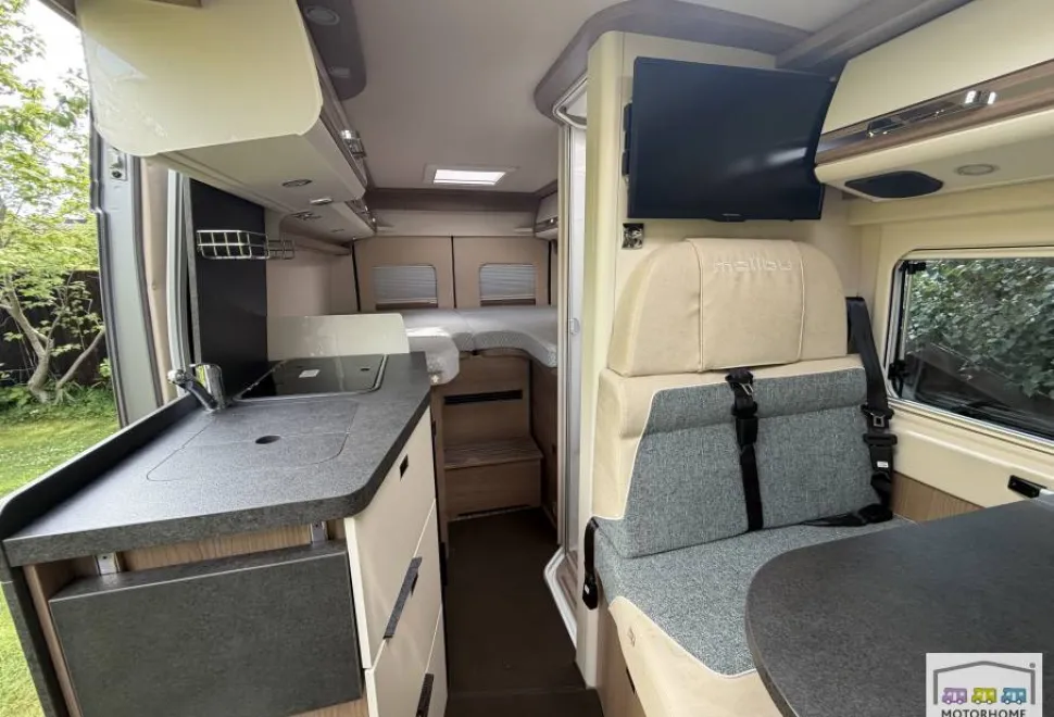 Malibu Compact   2026