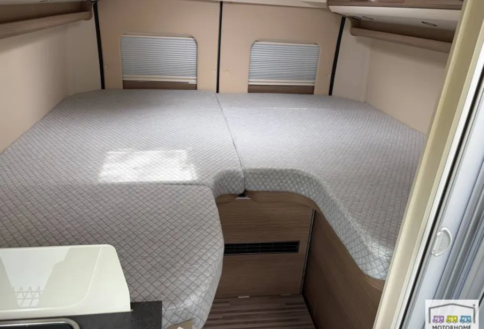 Malibu Compact   2026