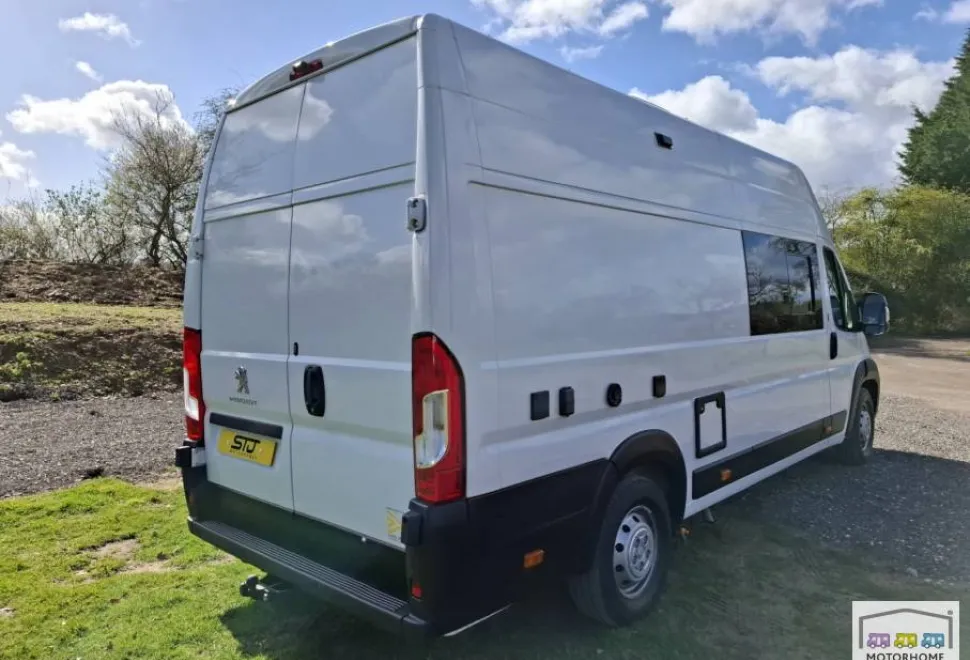Peugeot Boxer  2023