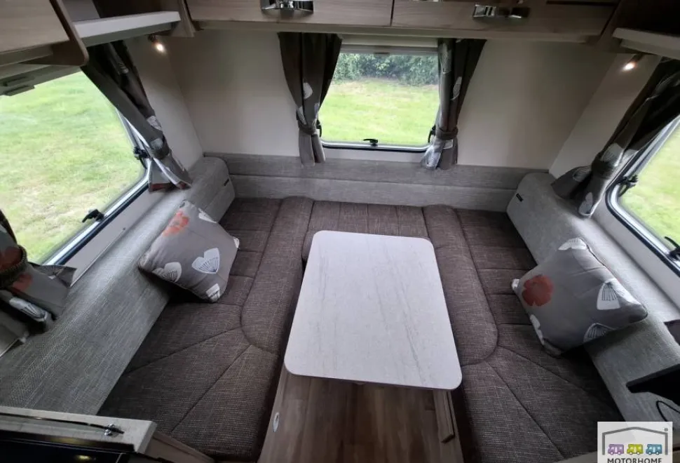 Swift Escape 644 2015