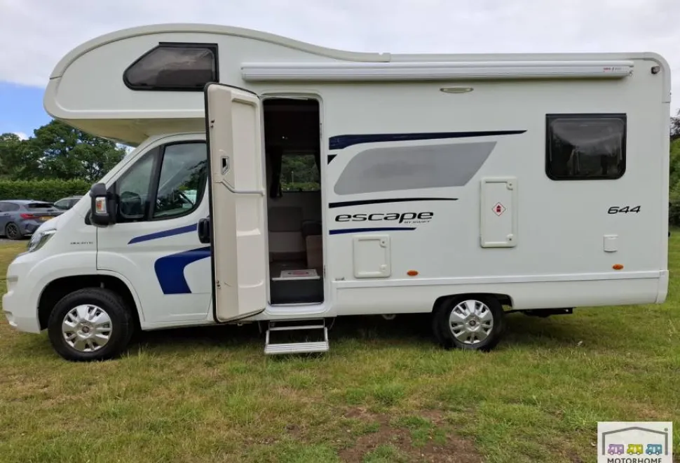 Swift Escape 644 2015