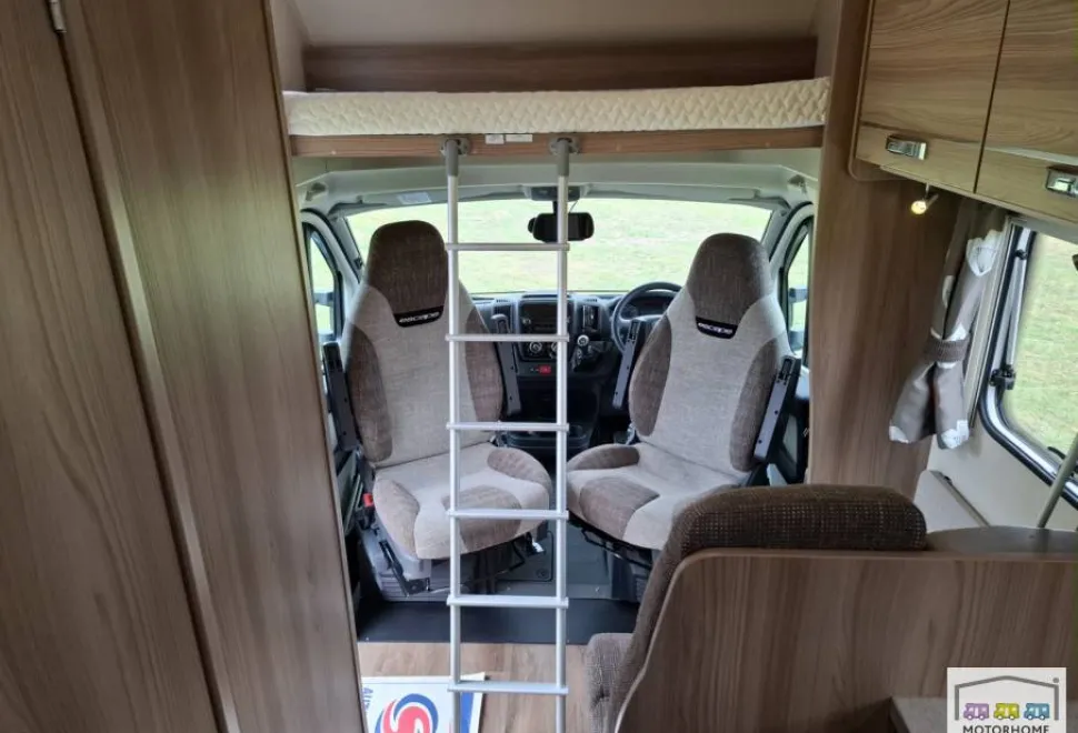 Swift Escape 644 2015