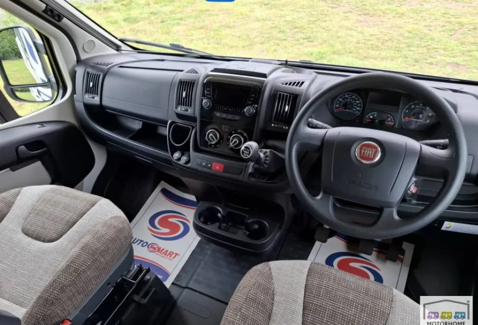 Swift Escape 644 2015