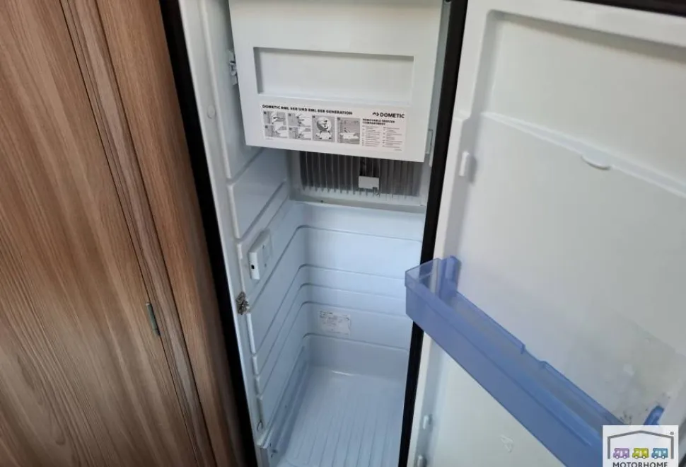 Swift Escape 684 2020