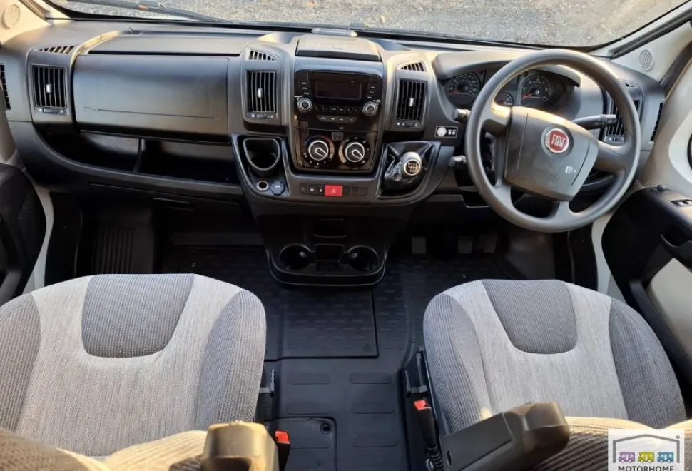 Swift Escape 684 2020