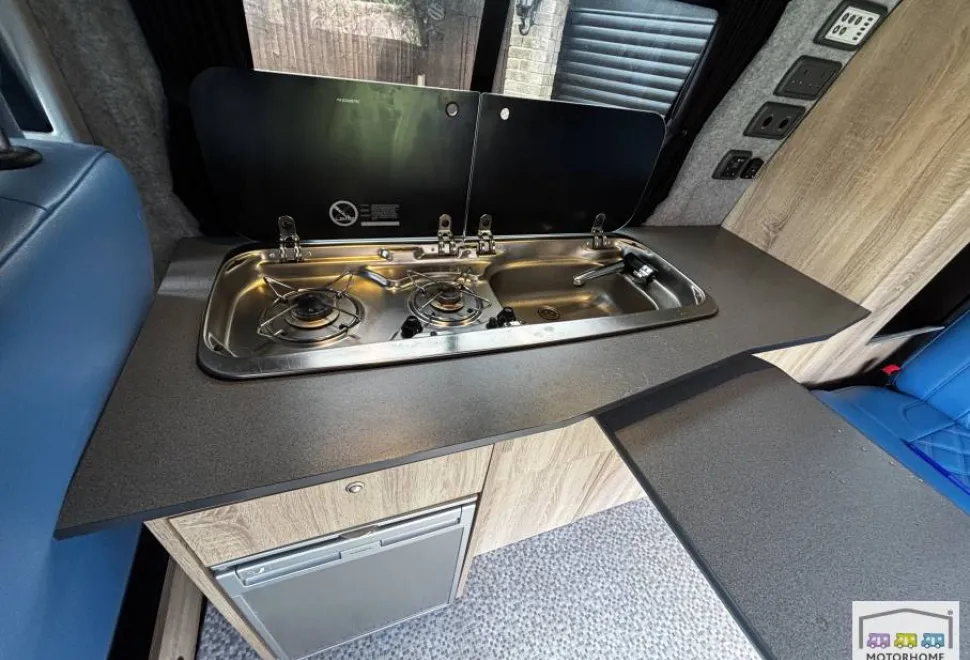 Volkswagen T28 S Line 2016