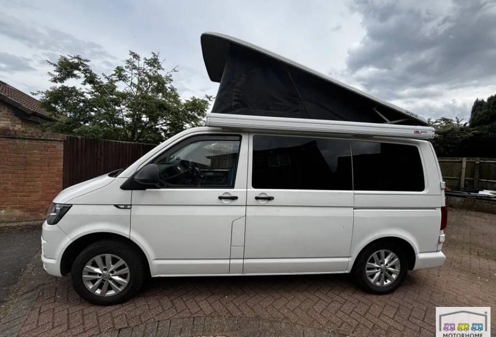 Volkswagen T28 S Line 2016