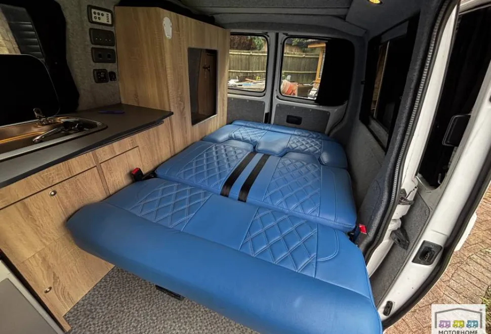 Volkswagen T28 S Line 2016