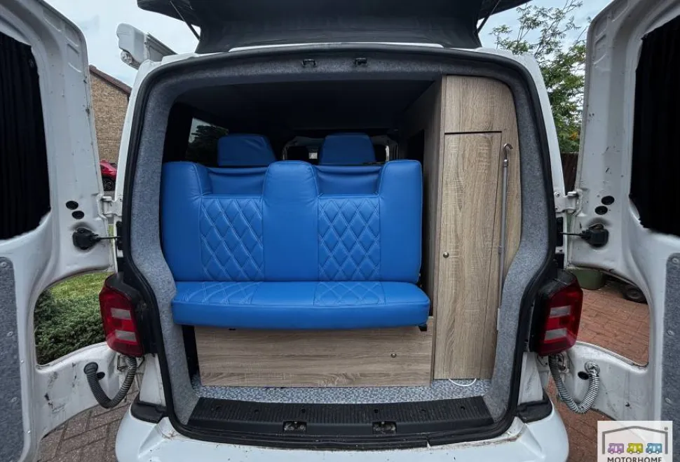 Volkswagen T28 S Line 2016