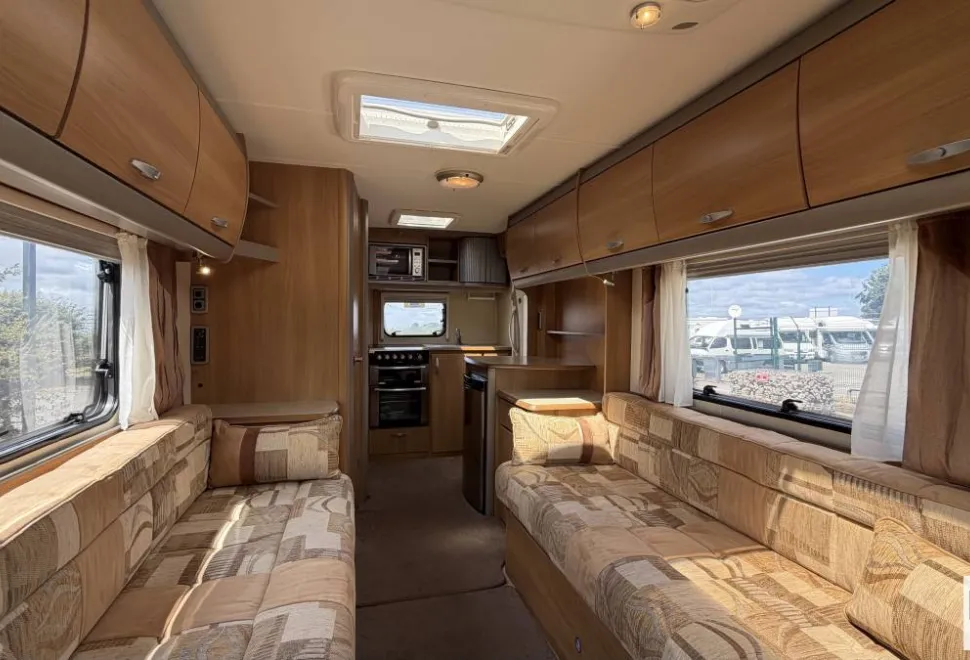 Swift Voyager 630 EK 2010