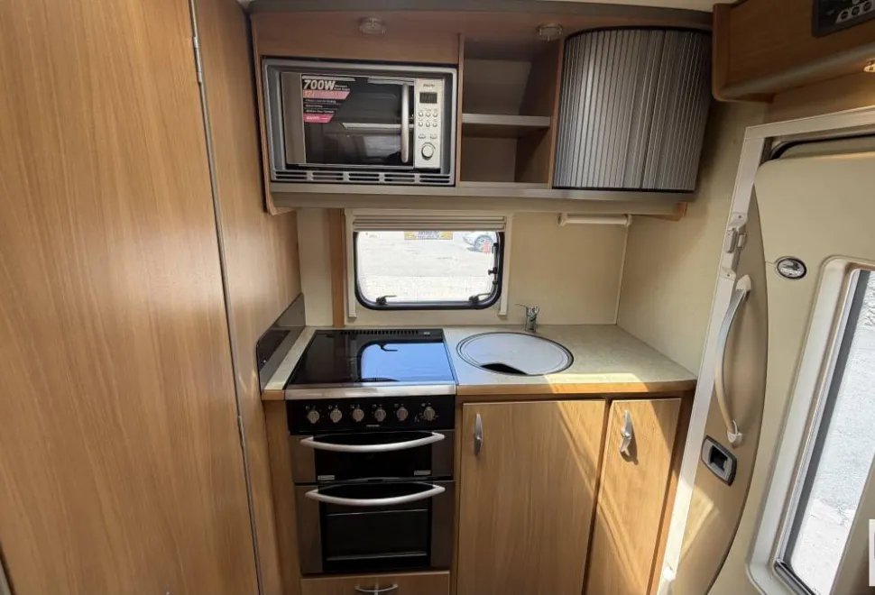 Swift Voyager 630 EK 2010
