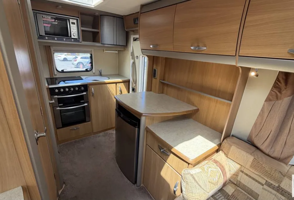 Swift Voyager 630 EK 2010