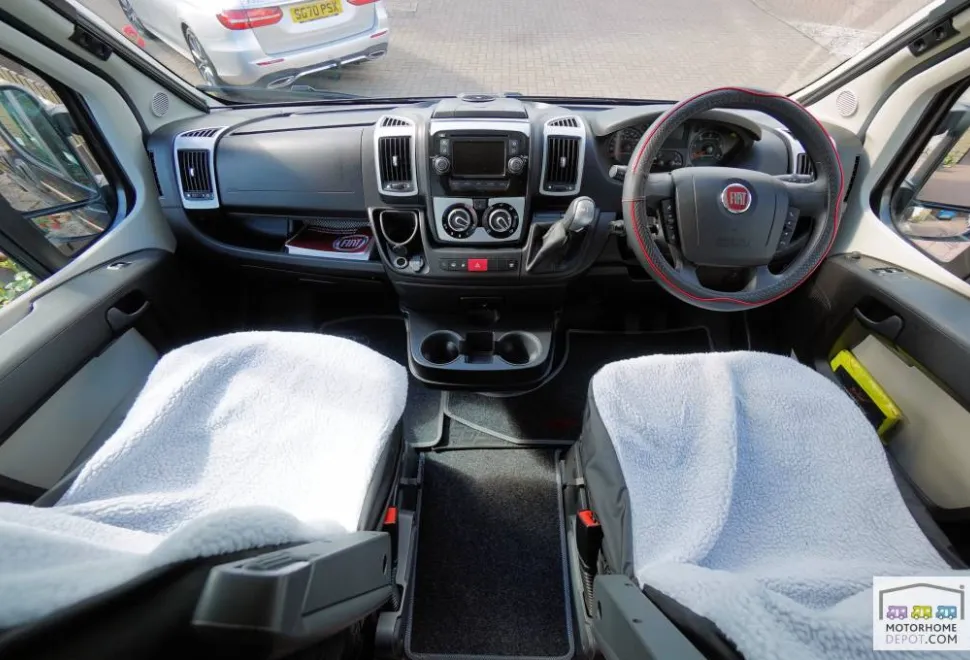 Elddis Autoquest  CV20 2019