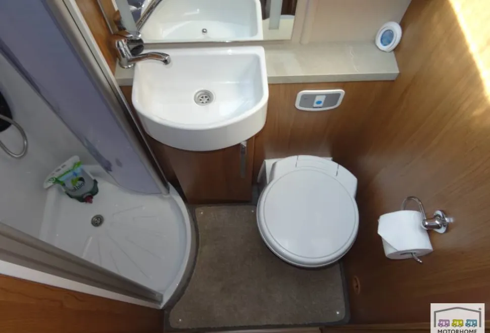 Auto-Trail Apache 700 2017