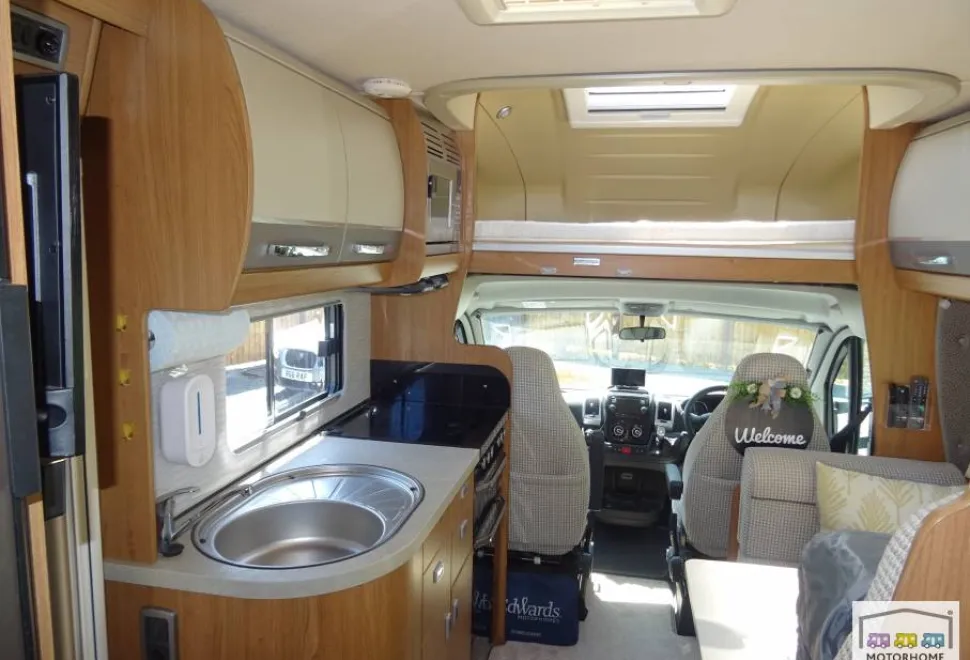 Auto-Trail Apache 700 2017