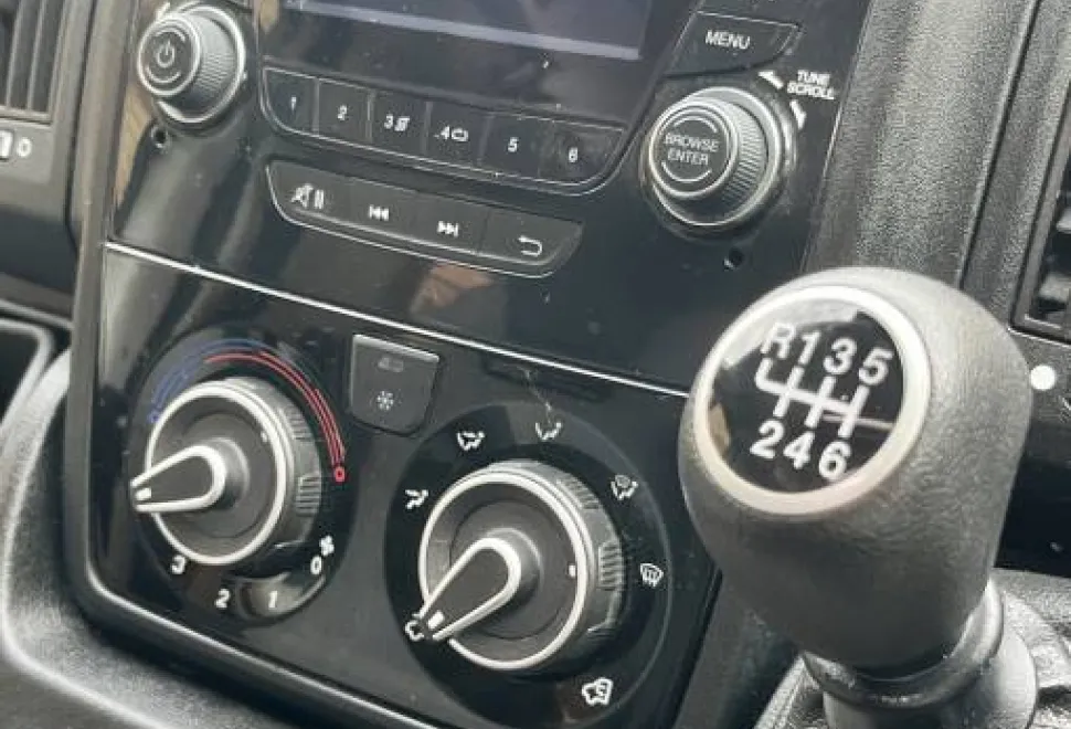 Swift Escape 664 2018