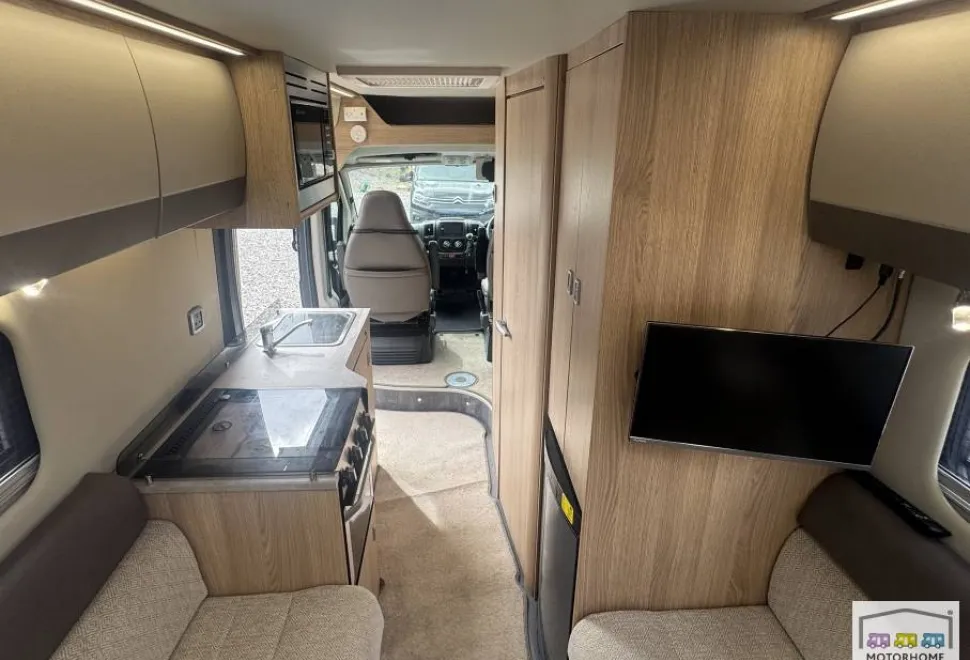 Auto-Trail V-Line 635 Sport  2020