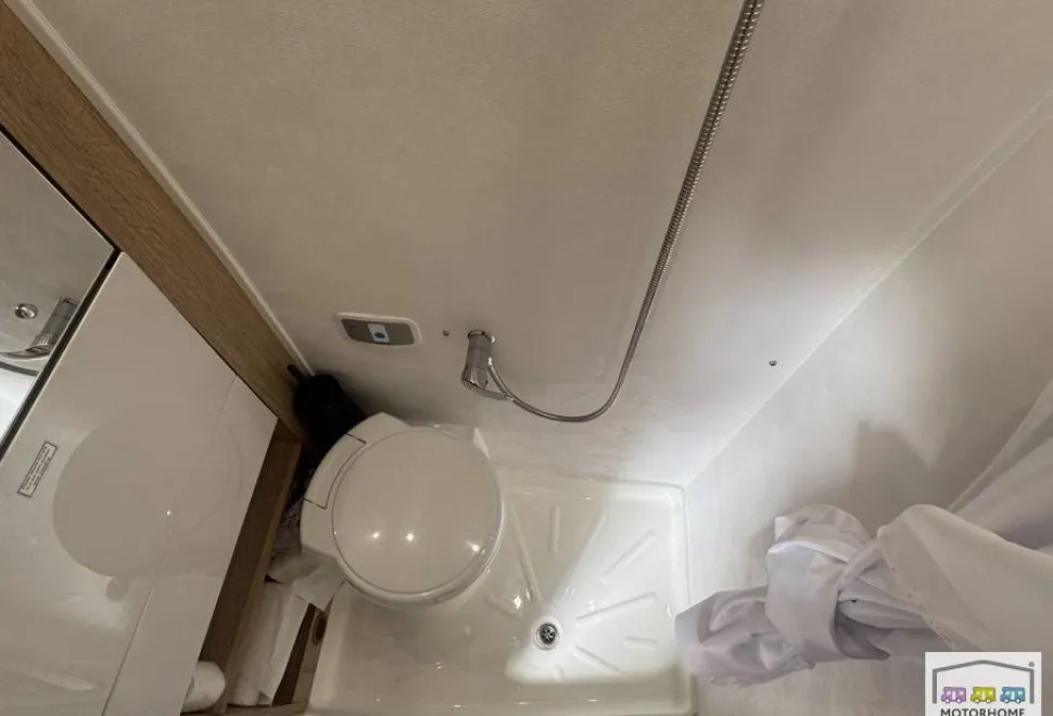 Auto-Trail V-Line 635 Sport  2020