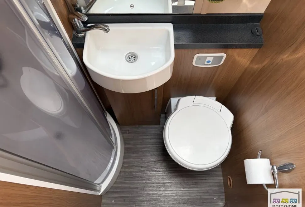 Auto-Trail Apache 700 2013