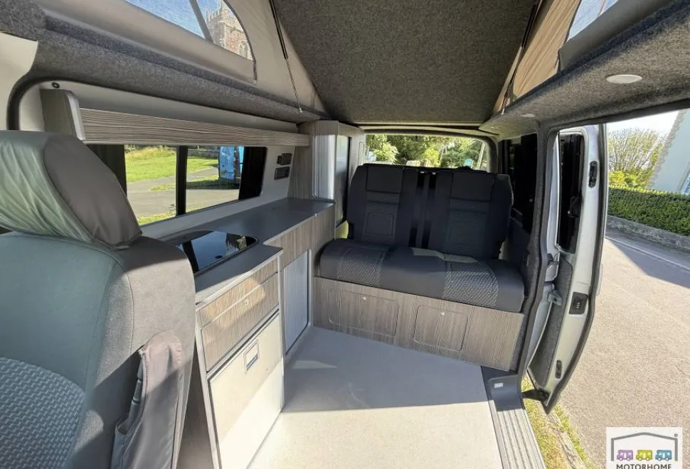 Volkswagen T5 Transporter   2014