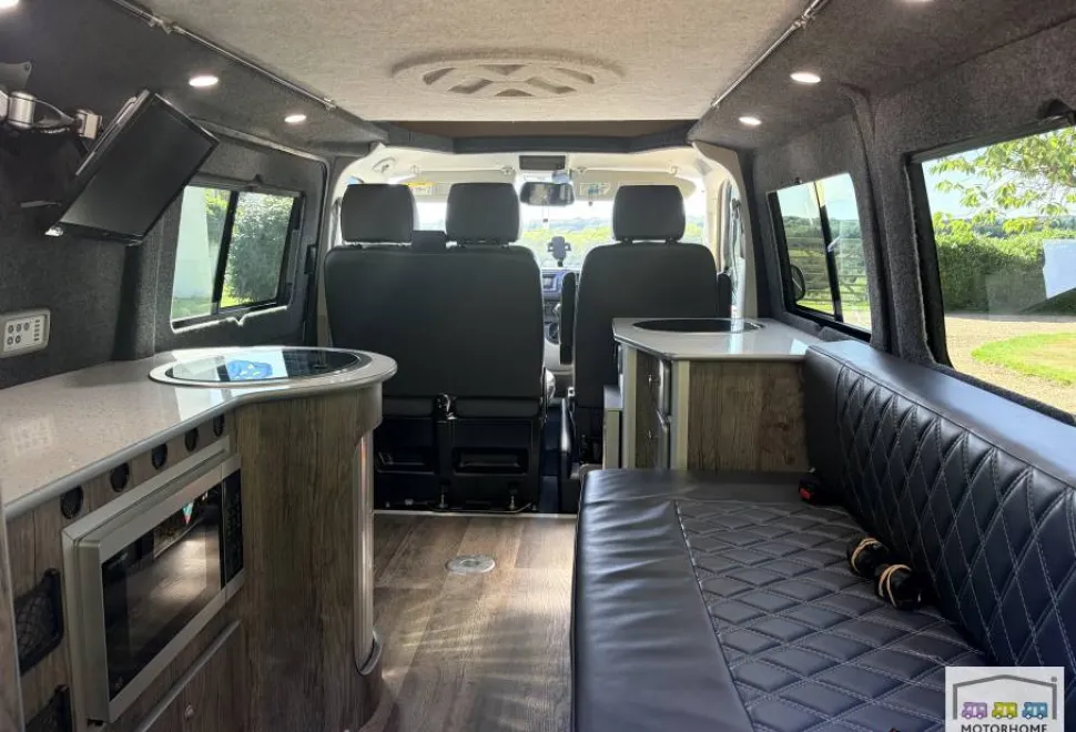 Volkswagen T6 Transporter   2018