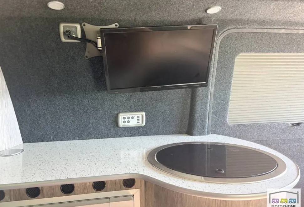 Volkswagen T6 Transporter   2018
