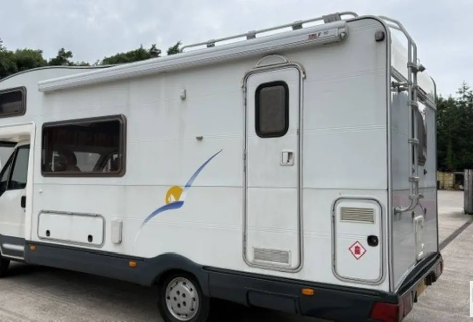 CI Riviera 141 2002