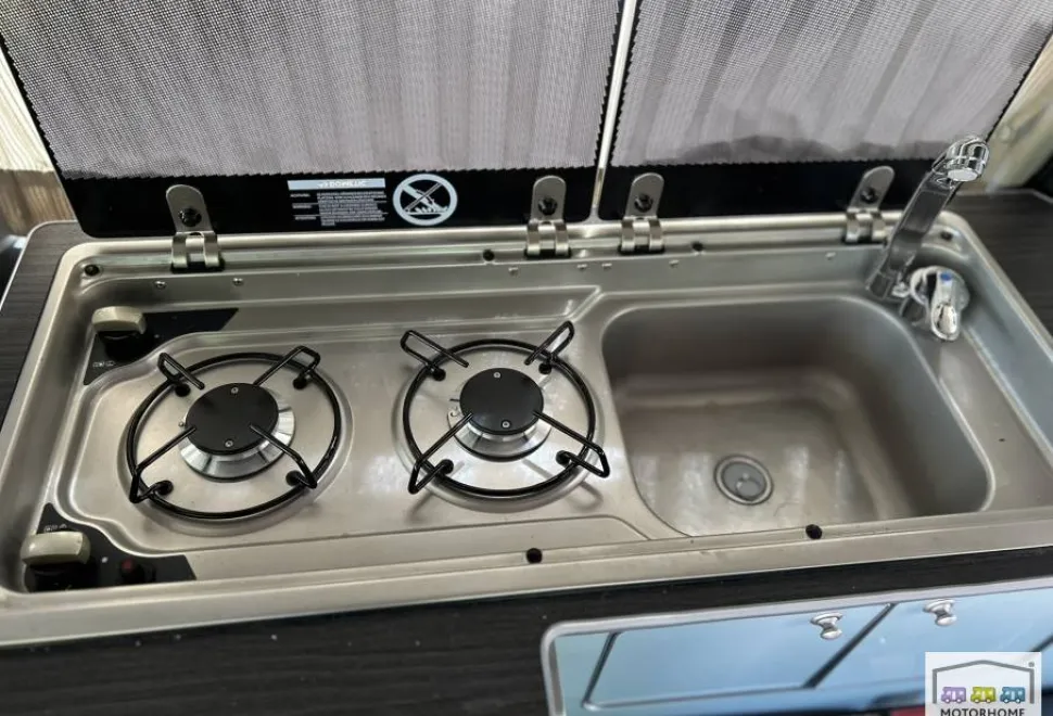 Nissan Elgrand E51 2008