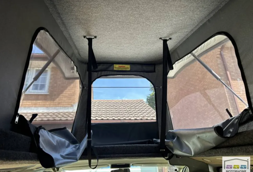 Nissan Elgrand E51 2008