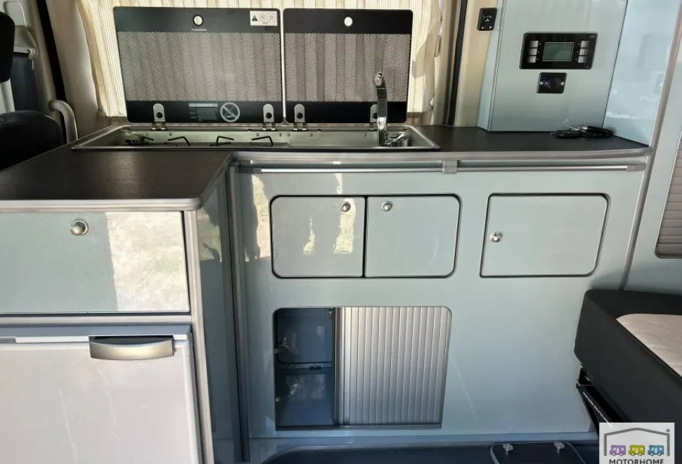 Nissan Elgrand E51 2008