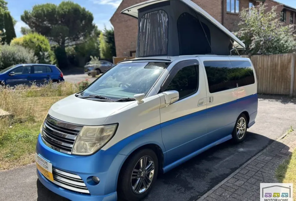 Nissan Elgrand E51 2008