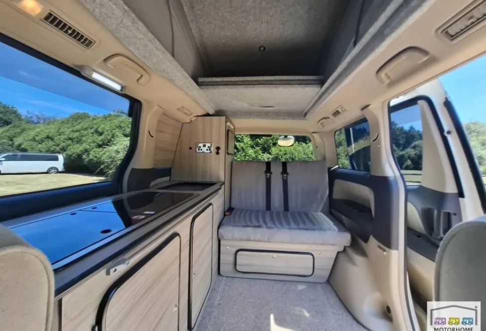 Toyota Alphard  Camper Van 2004