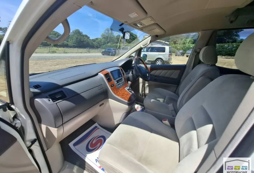 Toyota Alphard  Camper Van 2004