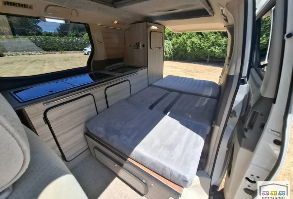 Toyota Alphard  Camper Van 2004