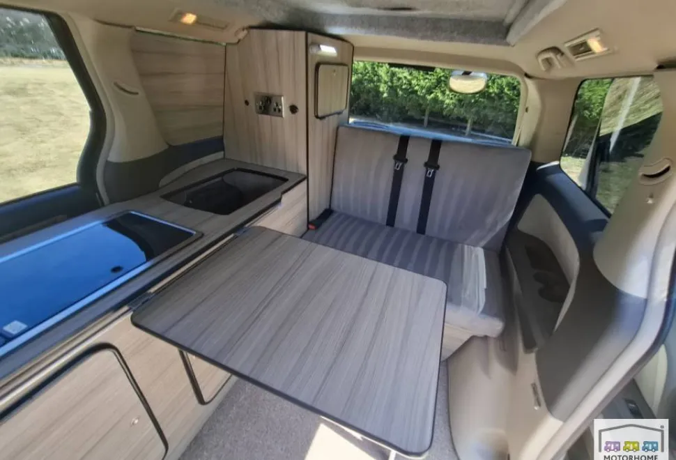 Toyota Alphard  Camper Van 2004