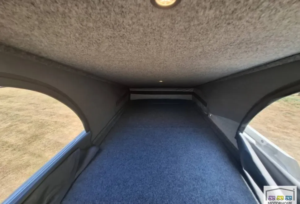 Toyota Alphard  Camper Van 2004