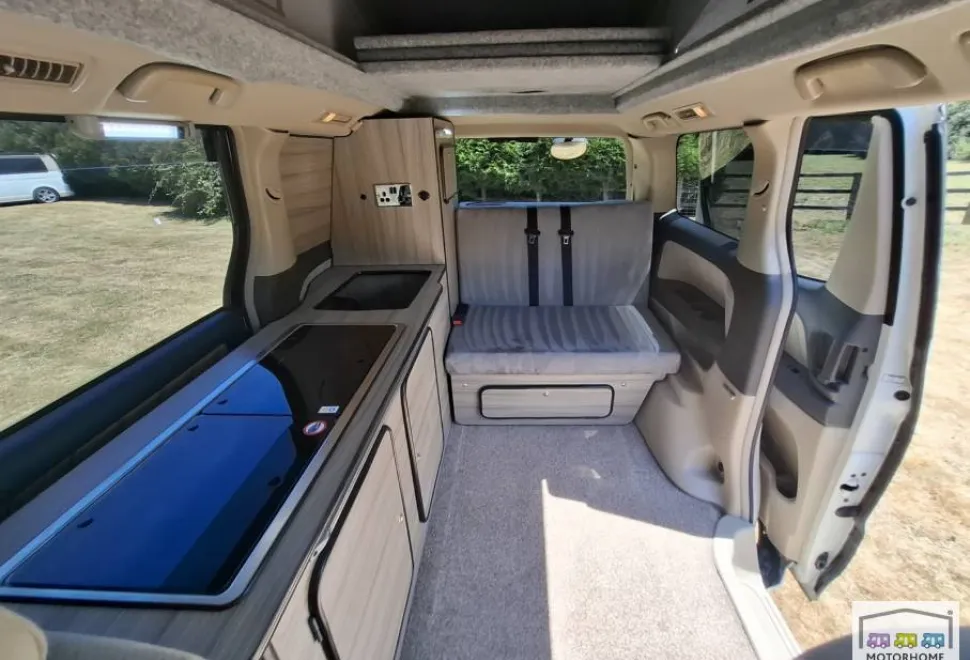Toyota Alphard  Camper Van 2004